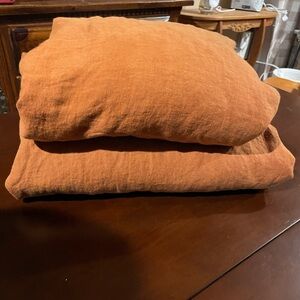 Quince cal king terracotta 100% linen flat and fitted sheet set